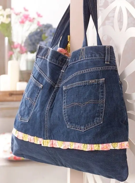 How to sew a bag out of old jeans