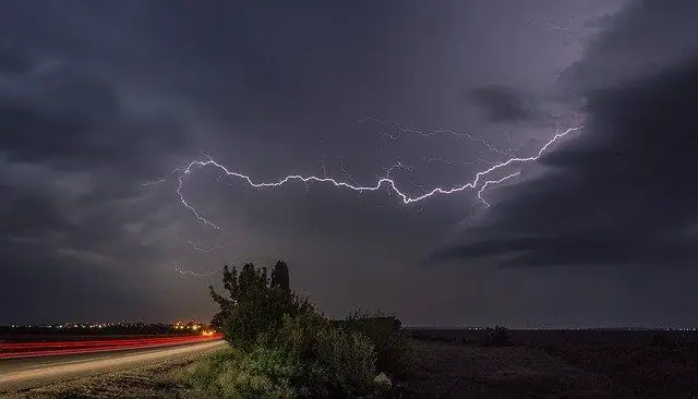 Furtună în vis