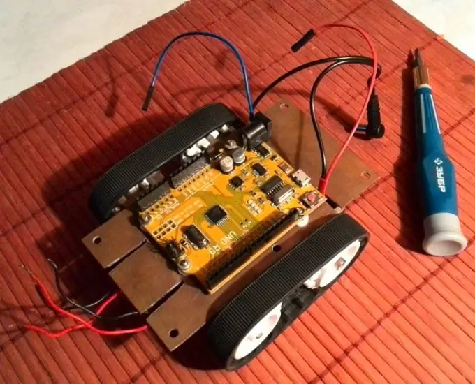 Instalacja Arduino na podwoziu gąsienicowym