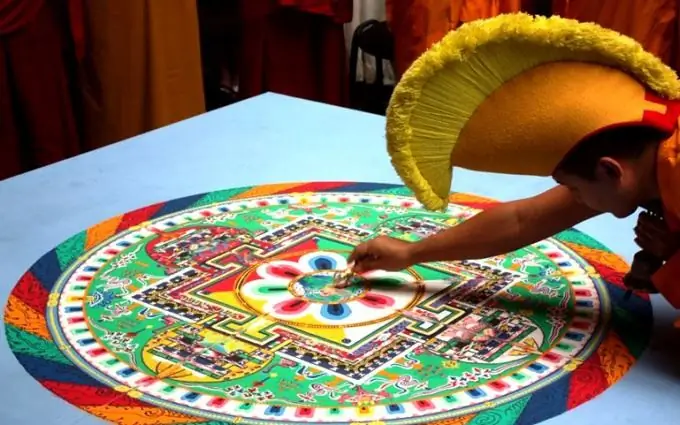 Làm thế nào để vẽ một mandala