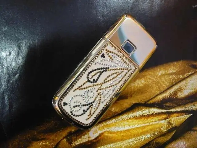 Kuidas kleepida telefoni rhinestones