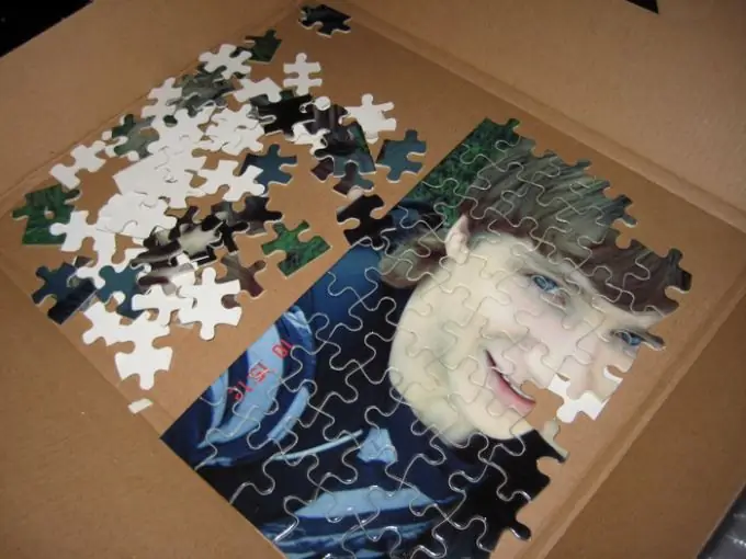 How to make a jigsaw puzzle from your photo