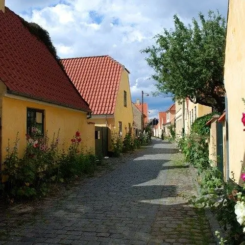 Wie zeichnet man ein Haus perspektivisch