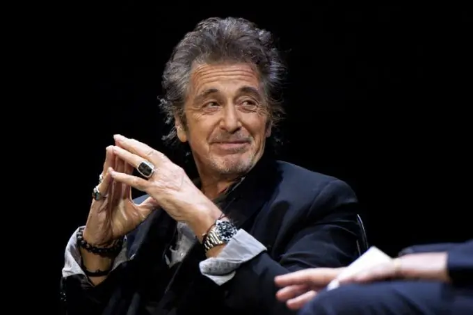 Al Pacino tus poj niam: yees duab